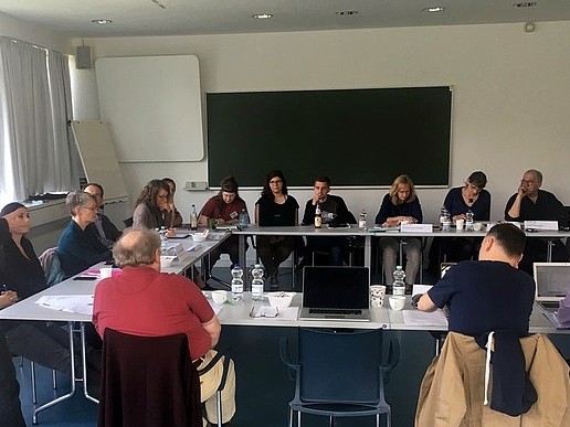 10 representatives from universities all over Germany sit together at one table and talk about the field of special education