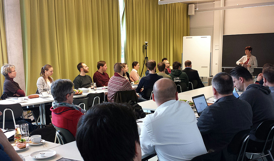Foto: HSZG Beim 9. IMS-Frühstück stellte Frau Prof. Spangenberg neue Regelungen des Datenschutzes vor