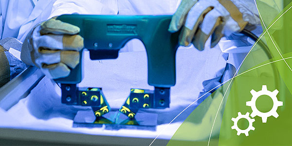 Detailaufnahme eines Versuches mit UV-Licht