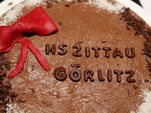 Around ninety students and employees of the HSZG embarked on a culinary journey around the world