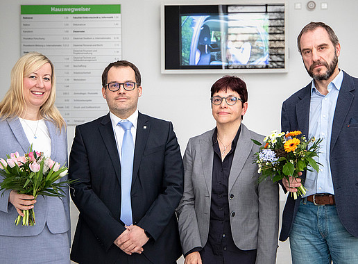 Die 2 neuen Prorektoren Frau Prof. Keil und Herr Prof. Kollm orgen miot dem Rektor Herrn Prof Kratzsch und der Kanzlerin Frau Karin Hollstein.