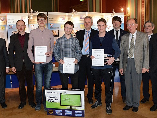 49 students from Germany, Poland and the Czech Republic compared their knowledge in the field of electrical engineering