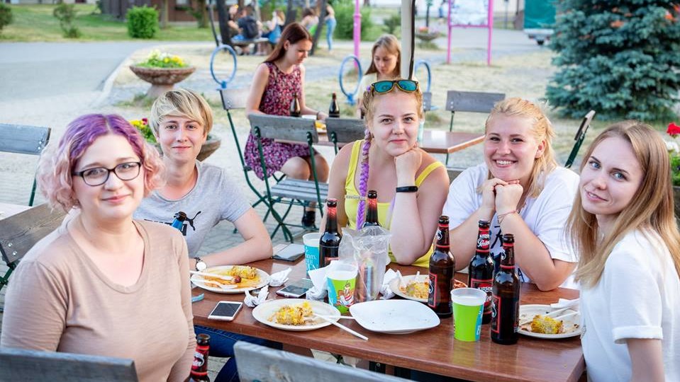 Russian students at lunch