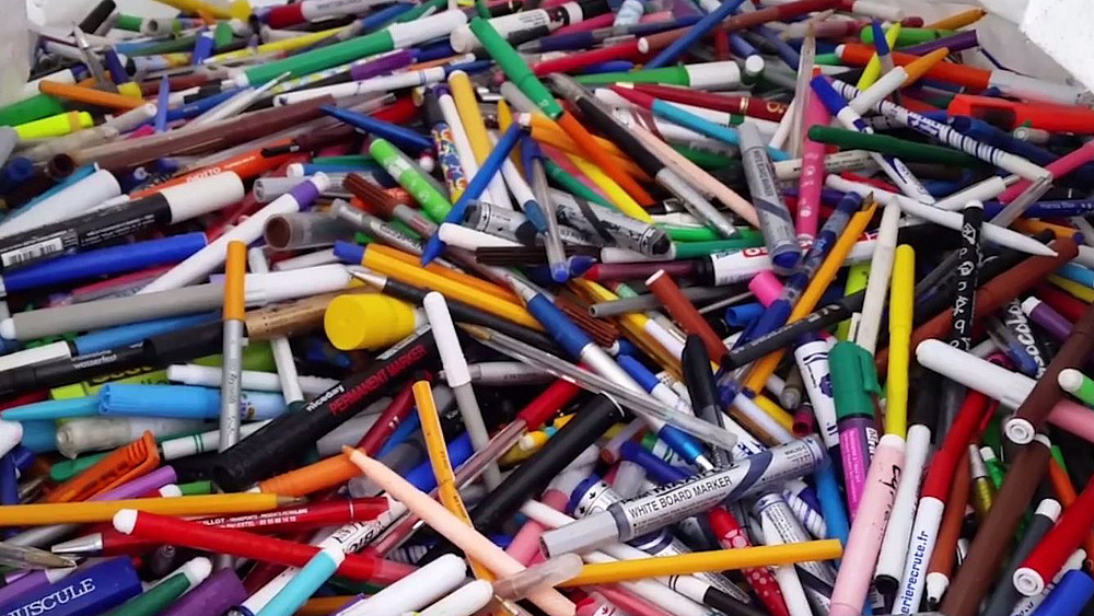 The student environmental initiative calls for participation in a "pen recycling program"