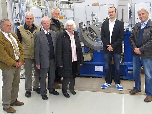 Die Mitglieder des Arbeitskreises Energietechnik Dresden besichtigten die Versuchsanlagen des IPM
