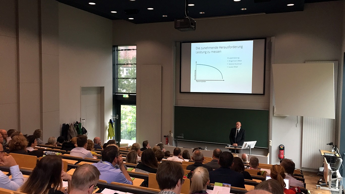 Vortrag „Zukunft der Arbeit – Herausforderungen für das Controlling“ von Prof. Matthias Schmidt (HSZG) 