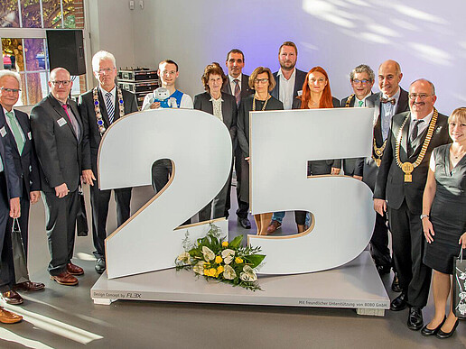 The West Saxon University of Applied Sciences Zwickau welcomed Minister of Science Dr. Eva-Maria Stange, the rectors of Mittweida University of Applied Sciences, HTWK Leipzig, HTW Dresden and Zittau University of Applied Sciences to the central ceremony at the August-Horch-Museum on 16.10.2017