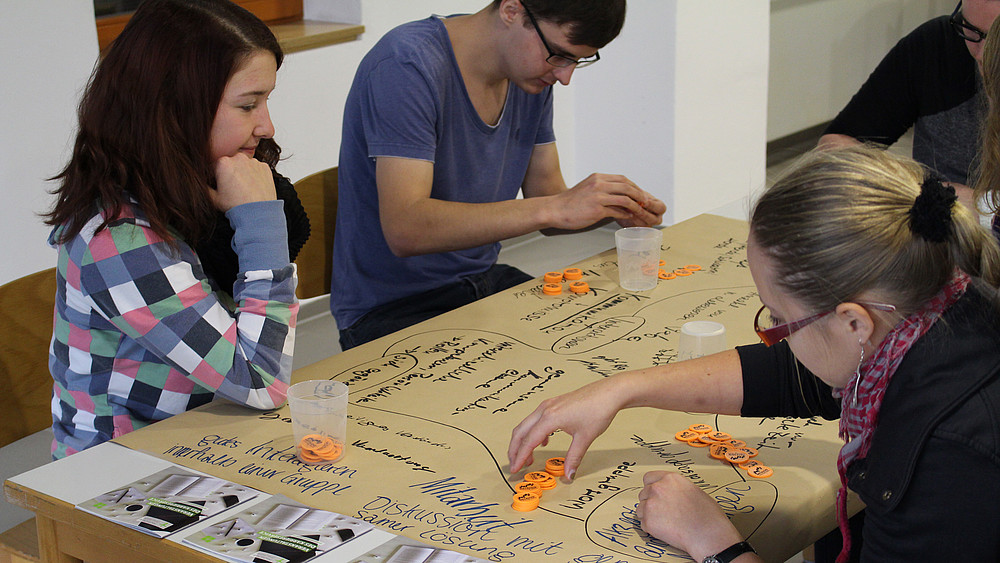 Understanding social roles through play