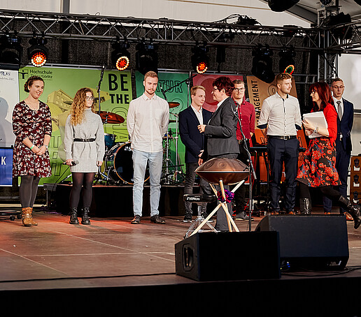 Presentation of the certificates to this year's Deutschlandstipendiat*innen