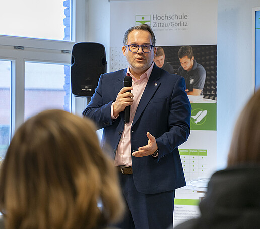 Rector Prof. Dr.-Ing. Alexander Kratzsch