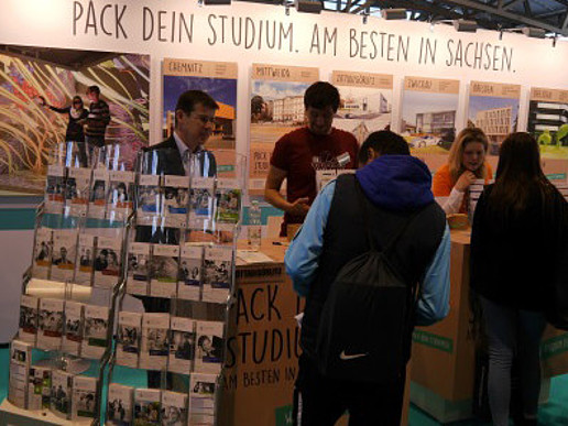 Einstieg" education fair in Frankfurt am Main