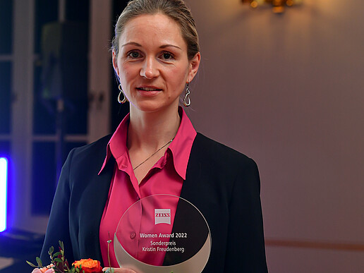 Kristin Freudenberg is delighted with her special prize.