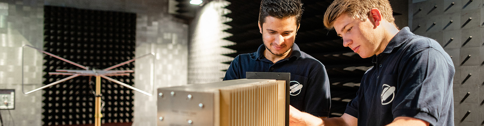 Bachelor study Electrical Energy Systems - Students in the Electromagnetic Compatibility Laboratory