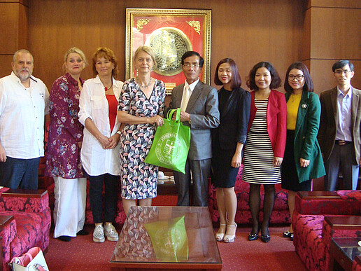 Reception of the delegation at Dalat University with the Vice President of the University, Prof. Dr. Nguyen Van Ket. Also present were representatives from the Department of Science & Cooperation and representatives from the fields of tourism and natural/environmental sciences