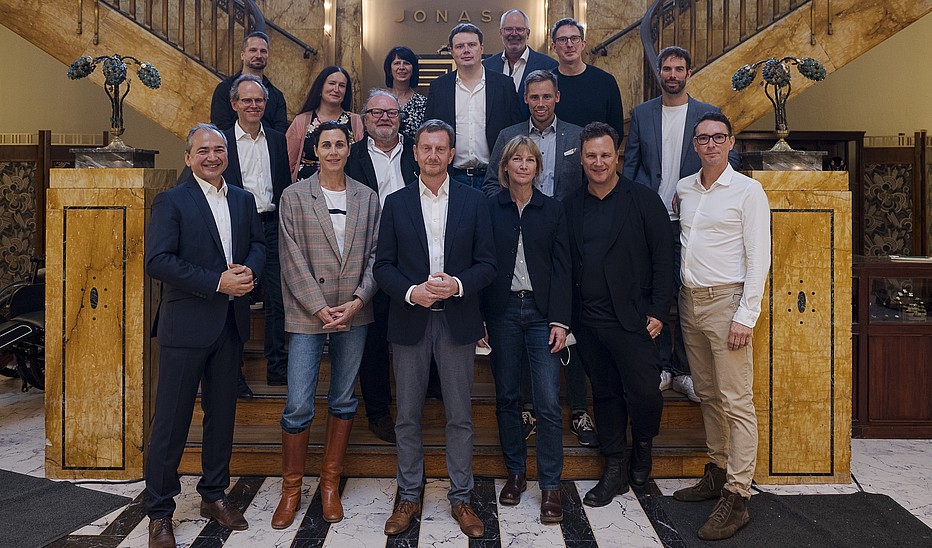 Copyright Pawel Sosnowski / X Filme Gruppenbild im Görlitzer Kaufhaus