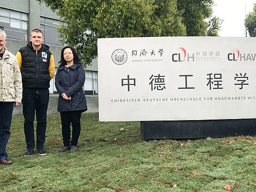 Personal support at the HSZG even during a semester abroad. Prof. Worlitz visited student Jan Sobolewski at the CDHAW in China.