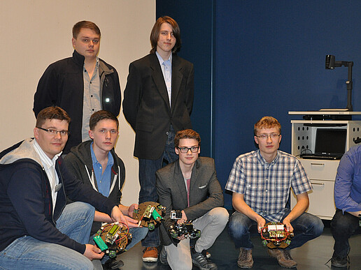 Spannende wissenschaftliche Wettkämpfe unter Abiturienten und selbstfahrende Roboter in Zittau