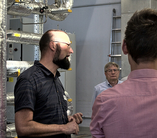 ZKWL employee gives a lecture