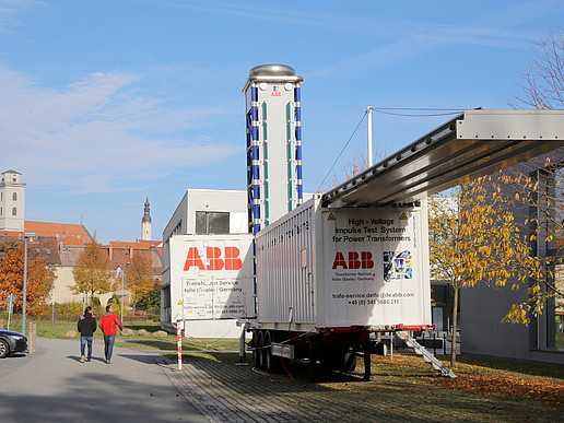 The exhibition was part of the "Transformers - Operation and Diagnostics" workshop organized by ABB AG