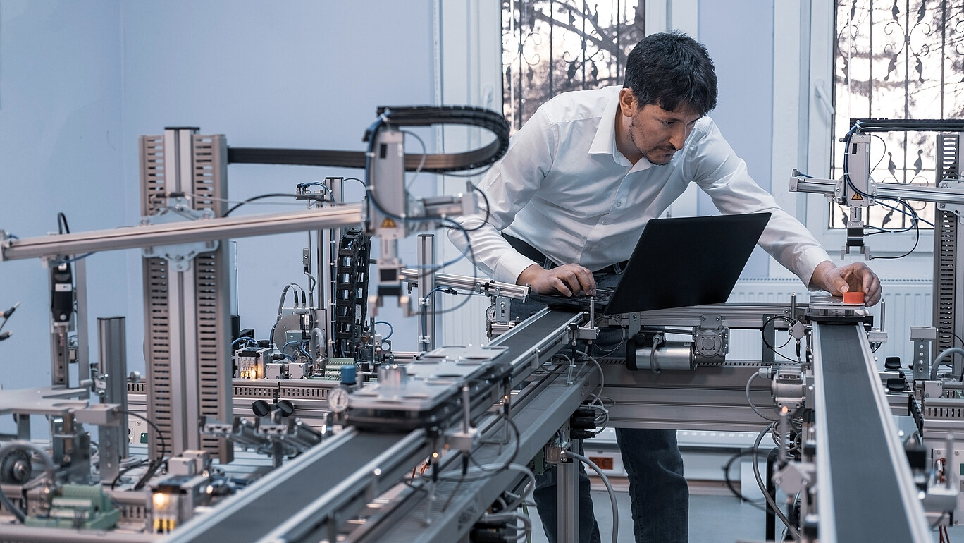 Elektronik für Geräte und Systeme