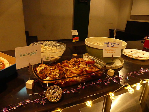 Baked apple and potato salads from our German students