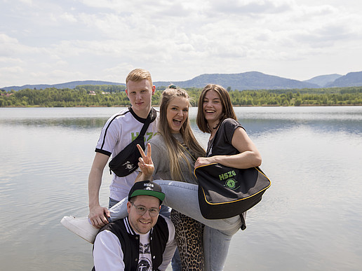 Nadja, Luisa, Henrik and Maximilian don't want to give up their clothes.