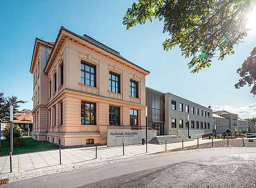 Verwaltungsgebäude der HSZG