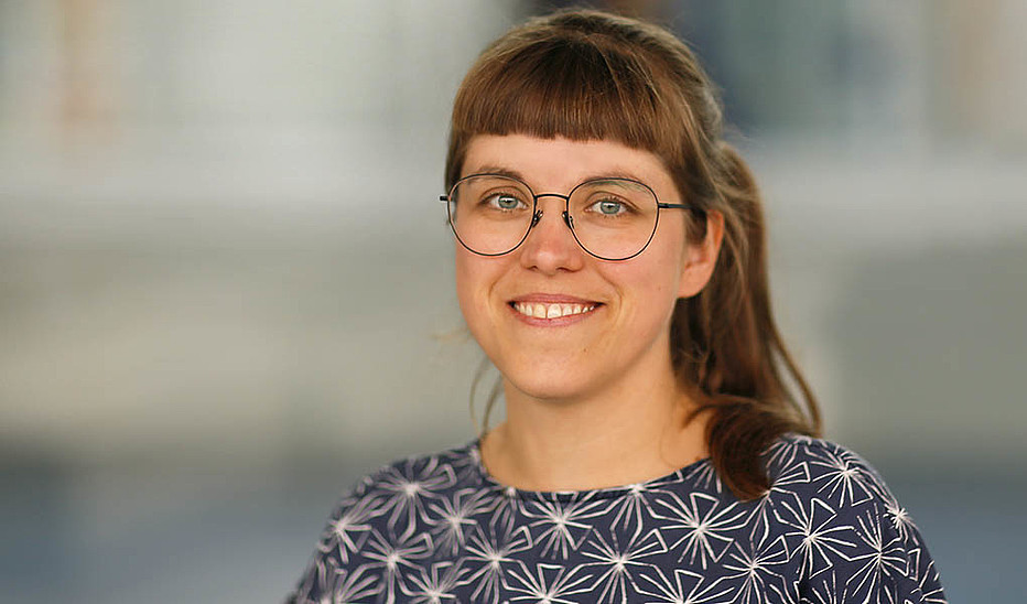 Foto: Jens Freudenberg Die Professorin Nadine Jukschat lächelt in die Kamera.