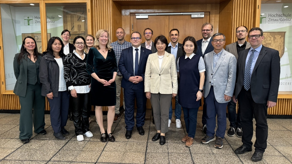 Gruppenfoto an der HSZG mit Delegation des GMIT und der GIZ, September 2025.