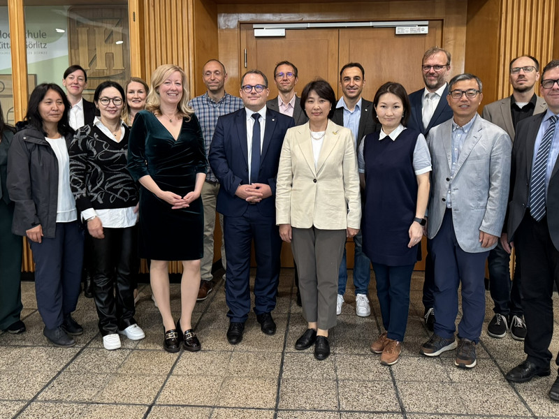 Gruppenfoto an der HSZG mit Delegation des GMIT und der GIZ, September 2025.