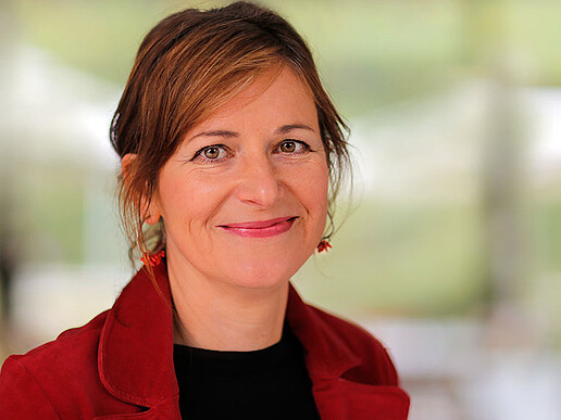 Porträt von Prof. Dr. Martina Zschocke.