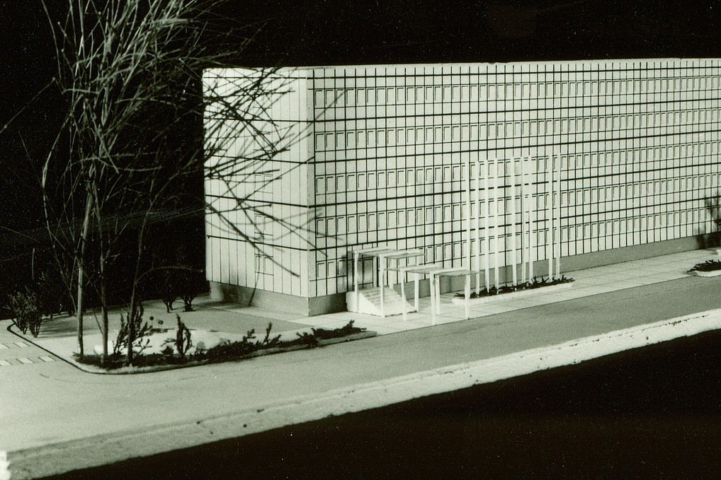Architekturmodell des ehemaligen Hochschulgebäudes Haus ZIII