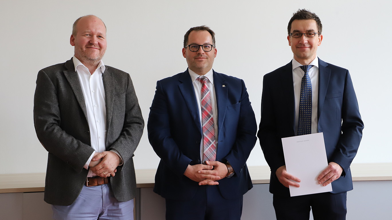 Government Director Christoph Matthias Duscha, Rector Prof. Dr. Alexander Kratzsch and Prof. Dr. Cezary Dzienis