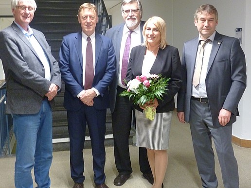 Katerina von Schäwen surrounded by her assessors and examiners
