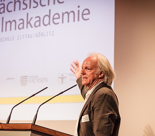 Bernd Hölsken introduces the Saxon Film Academy in Leipzig.