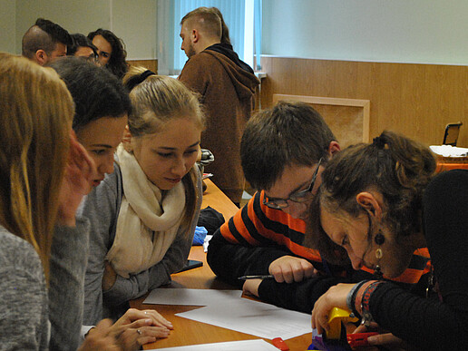 The Fun Factory simulation game involved interdisciplinary collaboration