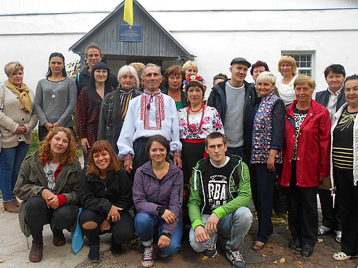The HSZG students during their visit to the meeting center