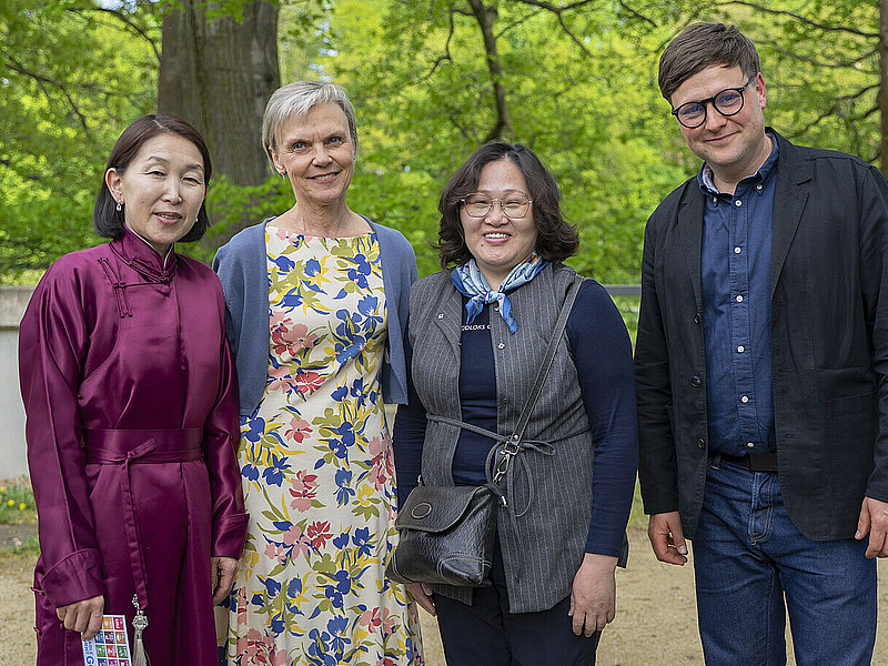 Batsuren Bishbat, Professorin Małgorzata Maćkowiak, Bolormaa Baljir und Daniel Winkler