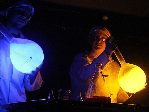 The chemistry department is represented with a contribution to the Ring on Feier on 13.08.2016