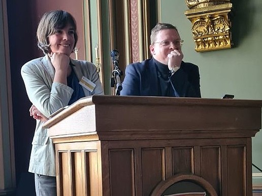 J. Gabler + M. Will am Sprechpult