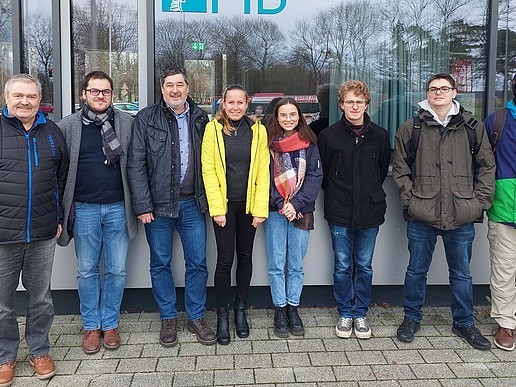 A group of F-M excursionists in front of the PTB building